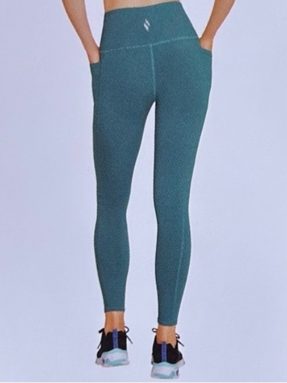 Skechers Ladies' GOWALK High Waist Legging Yoga Pants Pockets Phone 26” Inseam